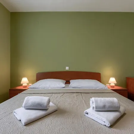 Olive Maris Apartmán