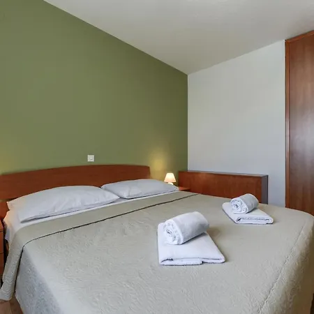 Olive Maris Apartmán