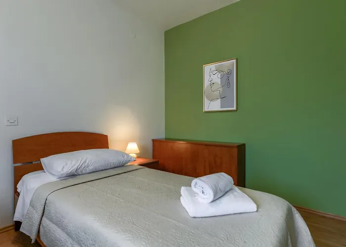 Olive Maris Apartman Petrčane