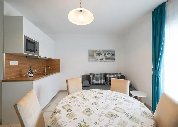 Olive Maris * Петрчане